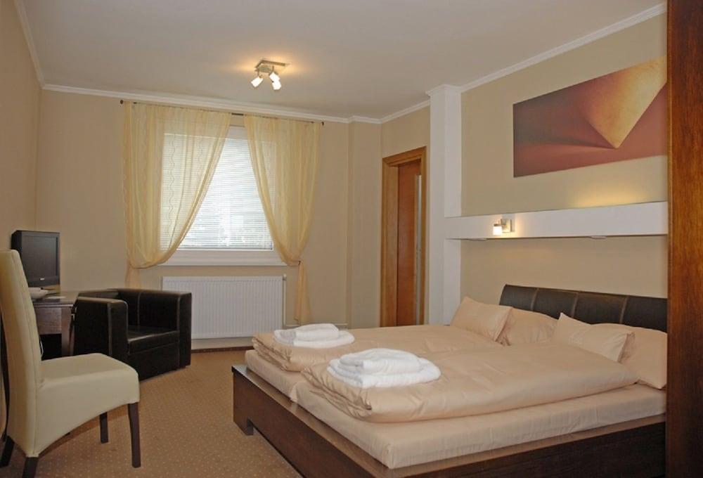 Hotel Galileo Žilina Eksteriør bilde